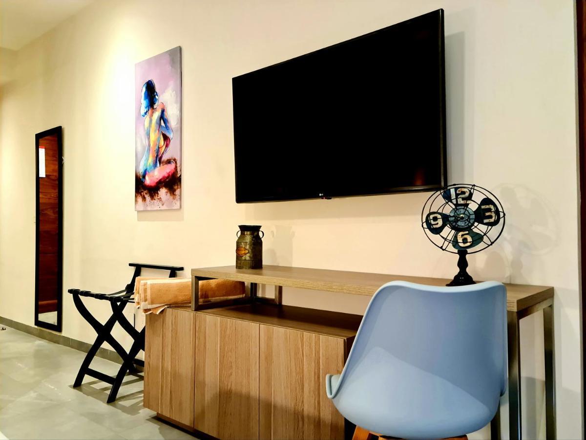 Discover Playa Del Carmen From The Gallery Condos Steps To The Beach 外观 照片