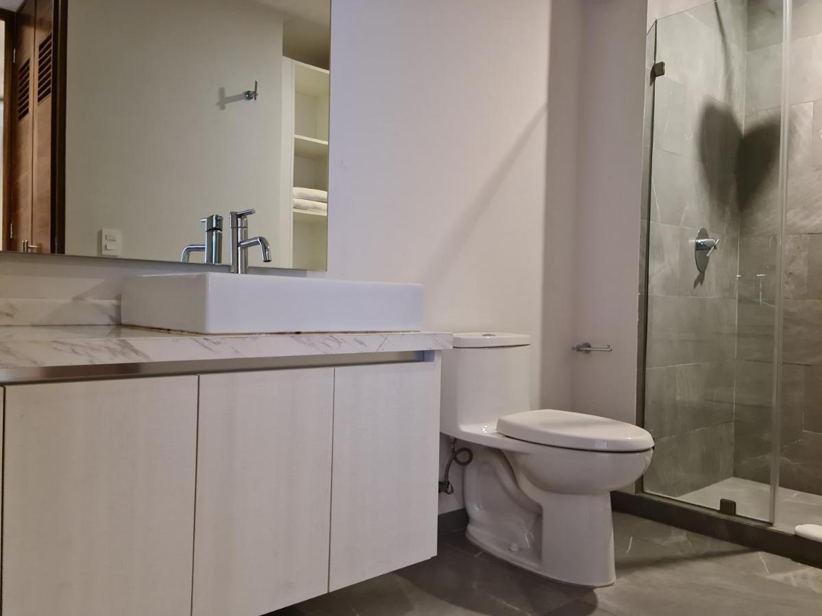 Discover Playa Del Carmen From The Gallery Condos Steps To The Beach 外观 照片