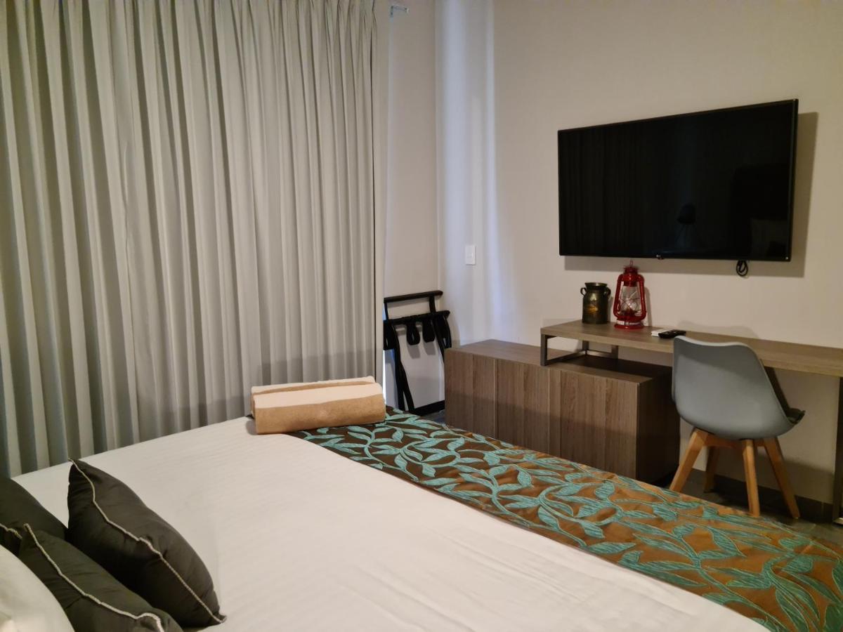 Discover Playa Del Carmen From The Gallery Condos Steps To The Beach 外观 照片